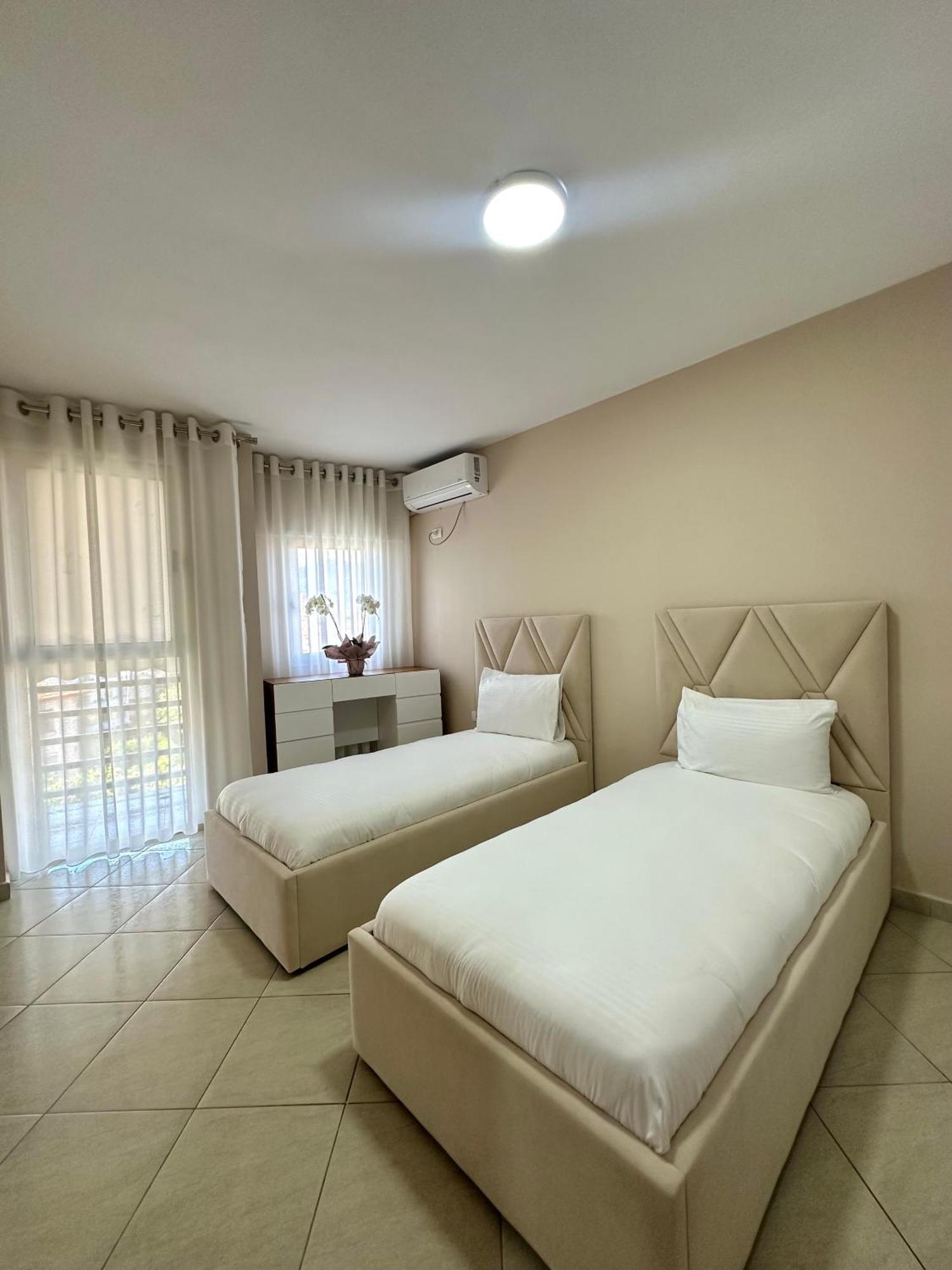 Olis Place Tirana Exterior photo